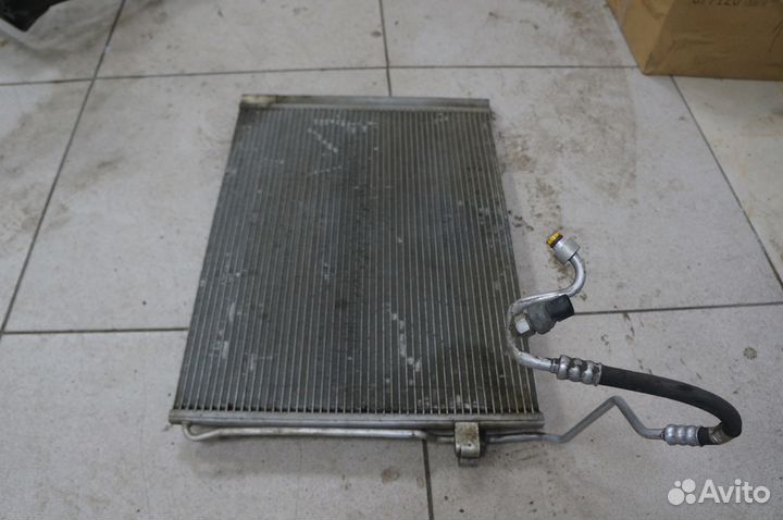 BMW Е70 Е71 Радиатор кондиционера