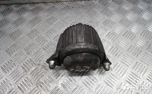 Подушка двигателя дизельная mercedes benz C-class W204 (ZNP13BL02)