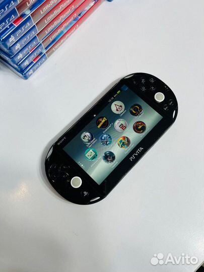 PlayStation Vita Slim PCH-2008