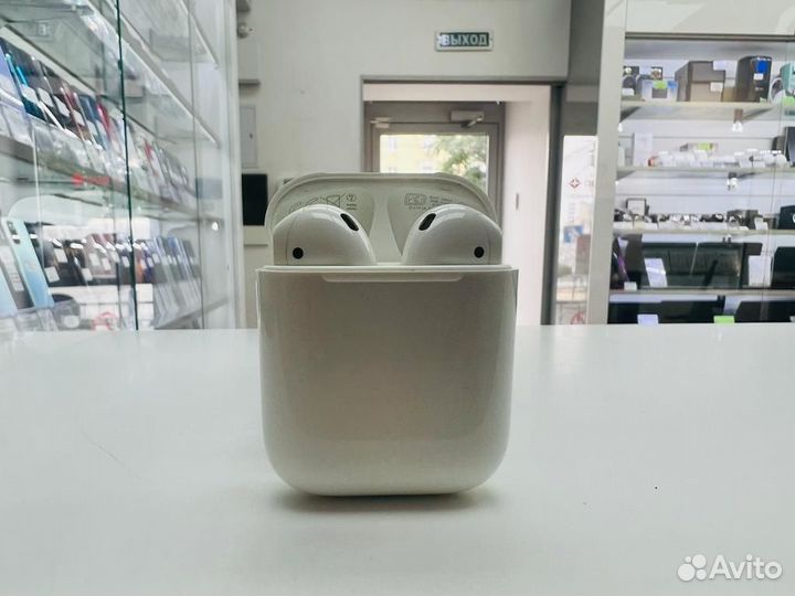 Наушники, Apple AirPods 2 (с зарядным футляром) MV