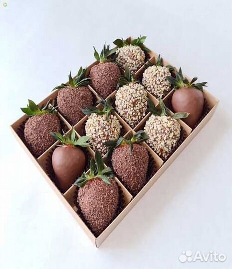 Клубника в шоколаде, подарок на праздник