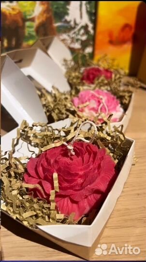 Ароматическая свеча ручной работы Пион