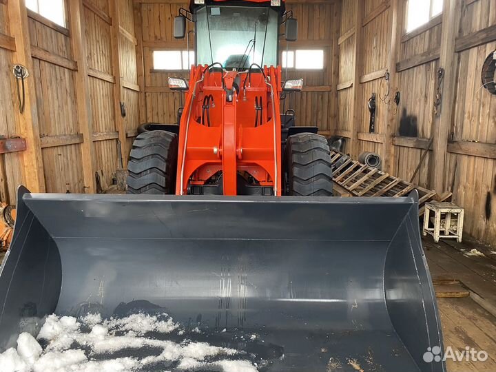 Фронтальный погрузчик Redstar 933, 2023