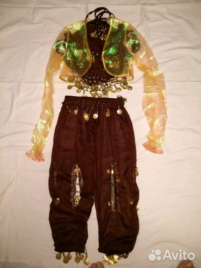Танцевальный восточный костюм