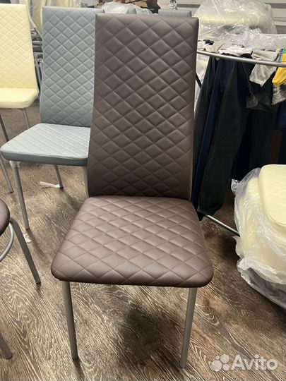 Табуретки,стулья