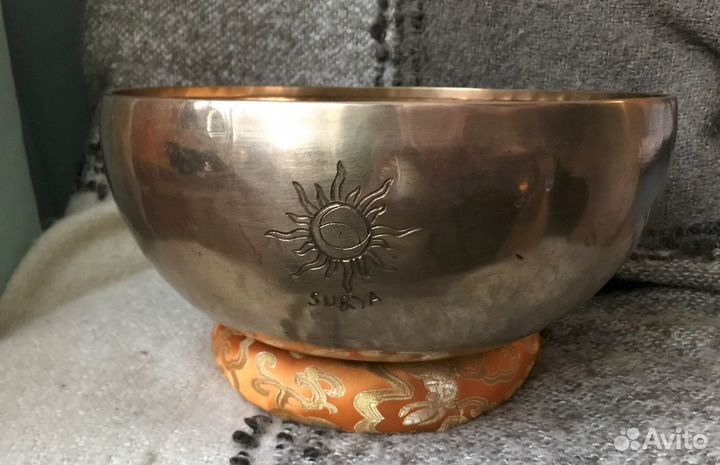 Непал поющая чаша кованая массажная