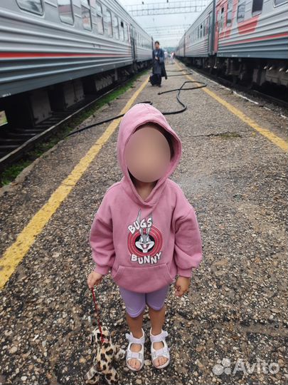 Толстовка для девочки