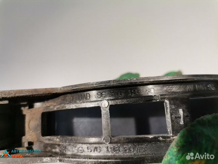 Ручка наружная передняя левая Peugeot 307 2005