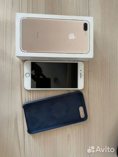 Телефон iPhone 7 plus 32гб