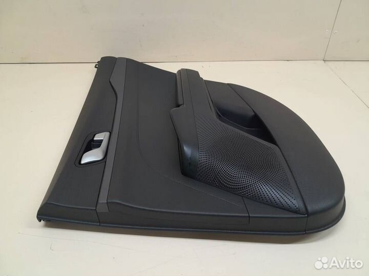 Обшивка двери задней правой Kia K5 DL3 2019