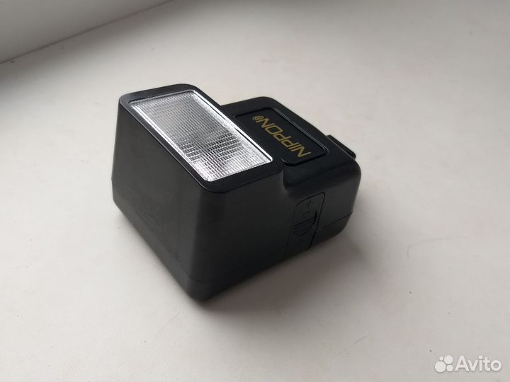 Вспышка nippon универсальная