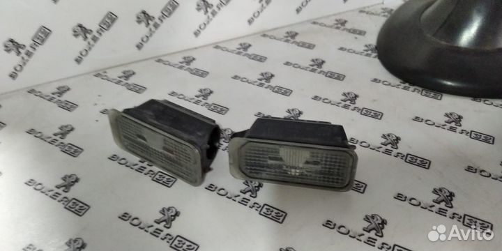 Фонарь подсветки номера Ford