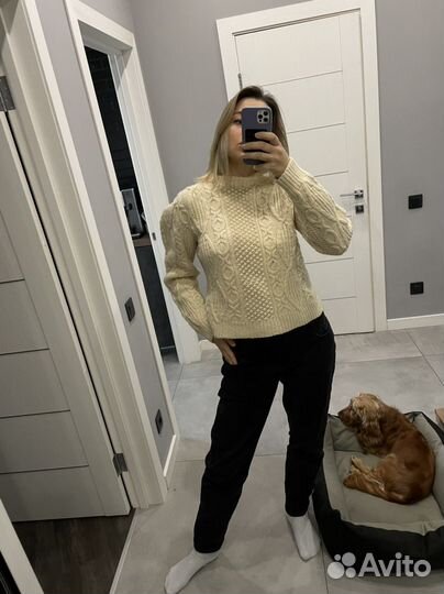 Свитер ручной вязки шерстяной