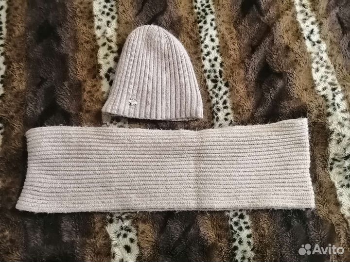 Женский комплект шапка и шарф