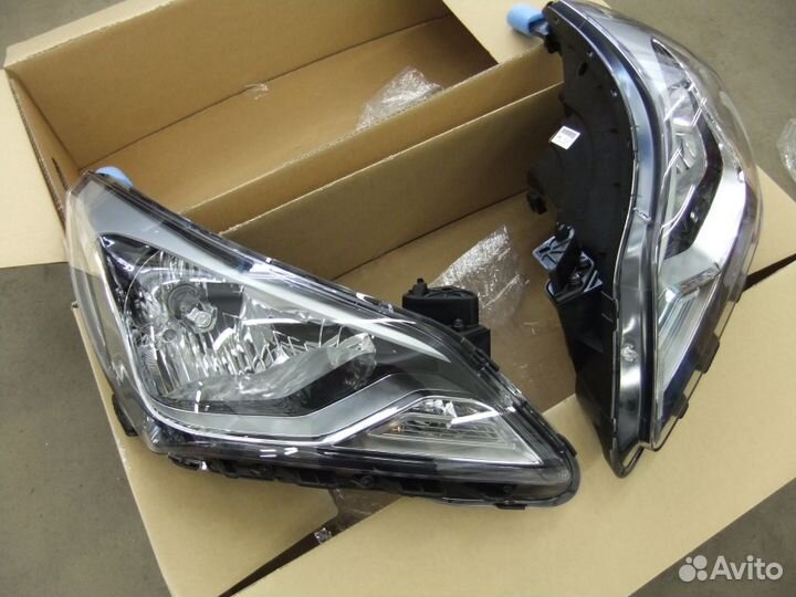 Фары Hyundai Solaris Рестайлинг с 14-17г