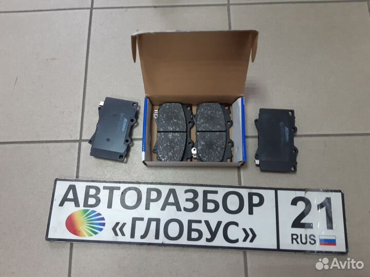 Накладки тормозные новые Toyota Land Cruiser