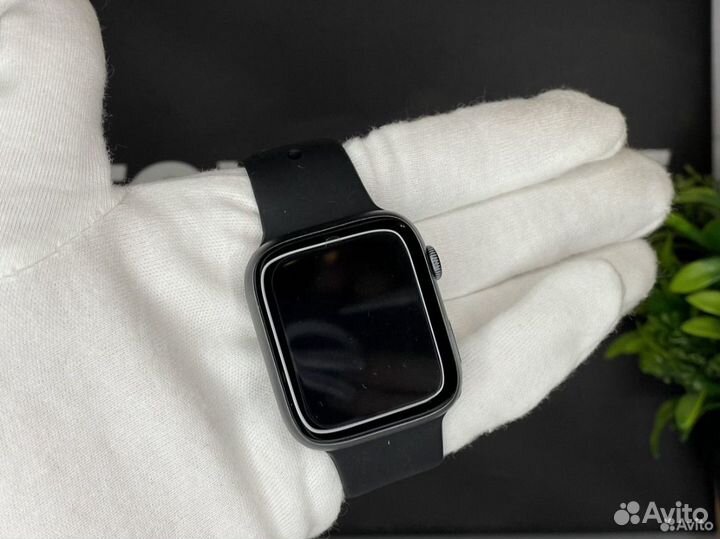 Подарочный набор Apple Watch 8 + AirPods