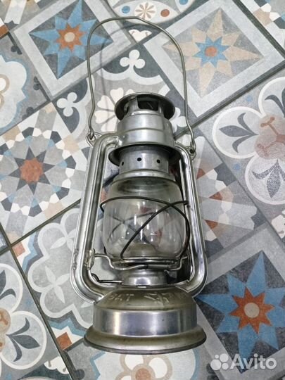 Лампа новая Летучая мышь