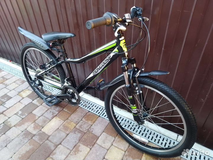 Велосипед Mongoose Rockadile колеса 24