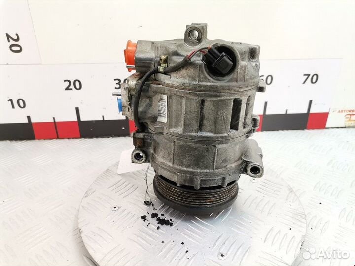 Компрессор кондиционера Mercedes W220