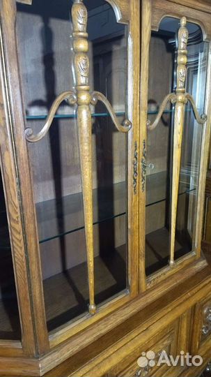 Антикварный буфет