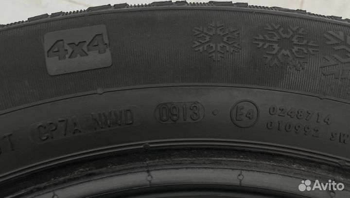 Continental ContiIceContact 4x4 235/55 R17