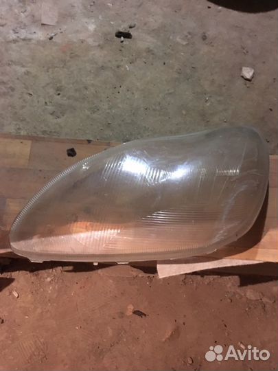 Фары на запчасти Mercedes 220