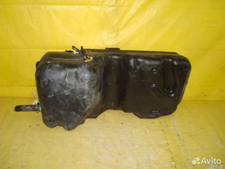 Топливный бак Land rover Discovery sport L550