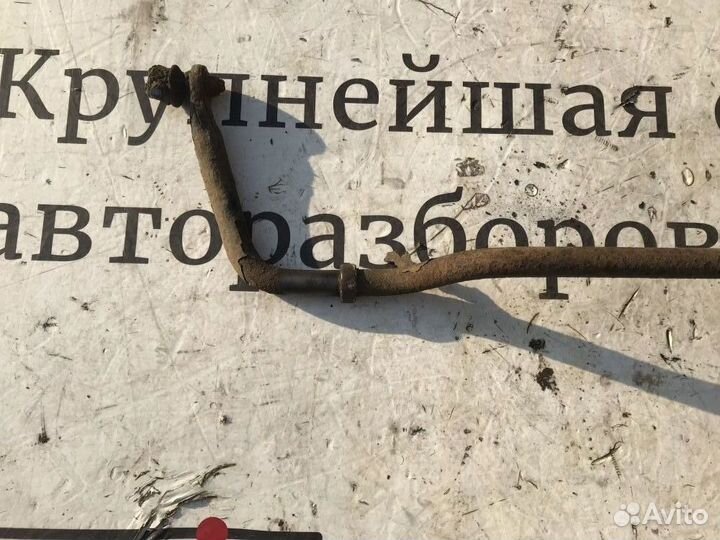 Стабилизатор задний Nissan Pathfinder