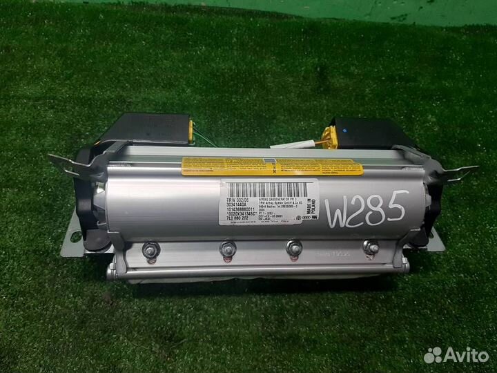 Подушка безопасности в торпедо volkswagen Touareg