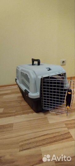 Переноска для кошек и собак