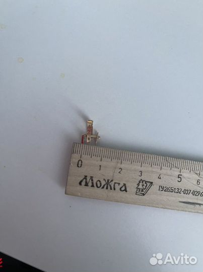 Золотые серьги