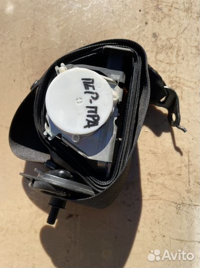 Бмв 1 f20 ремень безопасности передний правый