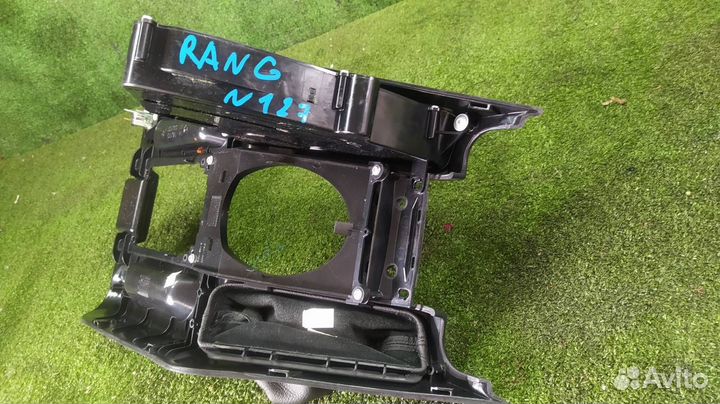 Консоль кпп Land Rover Range Rover vogue M62B44