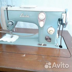 Швейная машина Лада-238; 70-е годы выпуска ЧССР.
