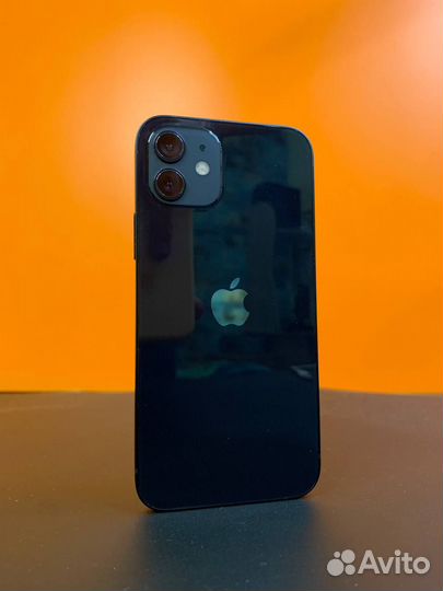 iPhone 12, 64 ГБ