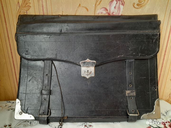 Старинный портфель, с ключем