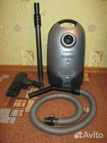 Пылесос Samsung VC-6015v 1500 вт б/у мешковый