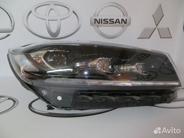 Фара правая LED Kia Sorento Prime