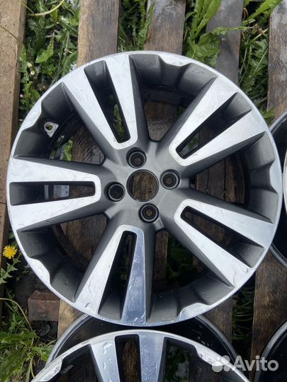 R17 Диски LADA Vesta Оригинал