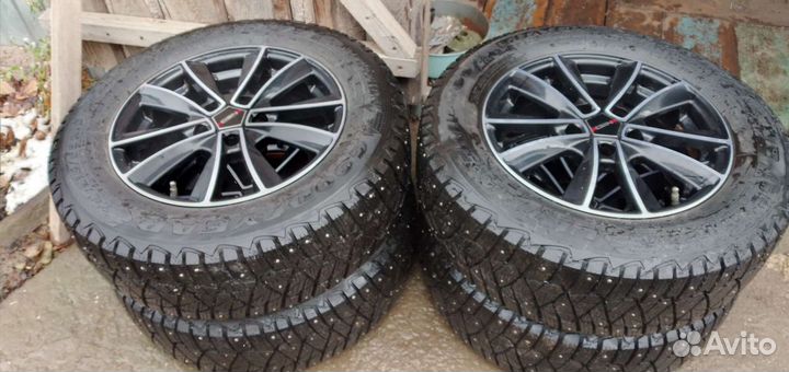 Point S 4 Seasons 215/65 R16