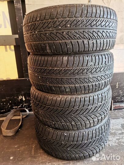 Ultramile UM S5 225/45 R17