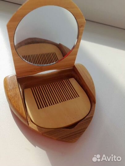 Сувенир зеркальце