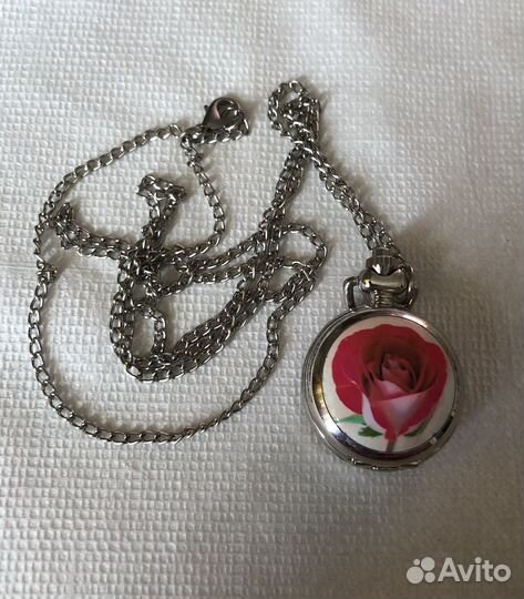 Часы кулон женские