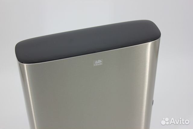 Диспенсер для листовых бумажных полотенец Tork H2