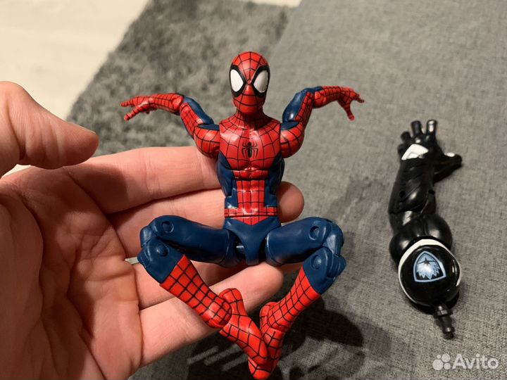 Marvel legends ultimate spider man