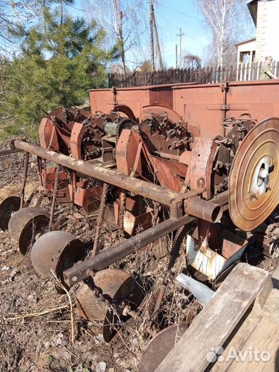 Картофелесажалка Лидсельмаш КСМ-4, 2001