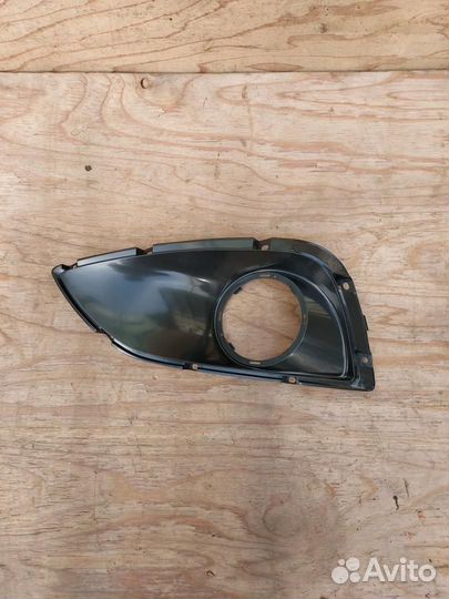 Рамка фары противотуманной левая Hyundai Tucson 2