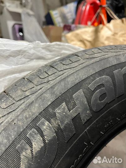 Hankook Dynapro HP2 RA33 215/65 R16