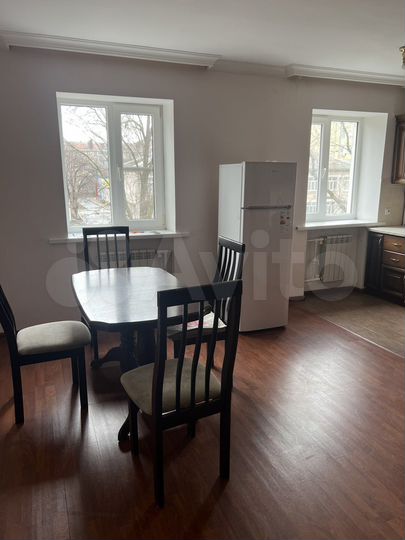 Квартира-студия, 42 м², 3/5 эт.